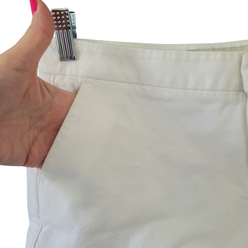 Joie Textured Low Rise Shorts Womens Size 0 White Cotton Blend 3" Inseam Pockets - Picture 4 of 8